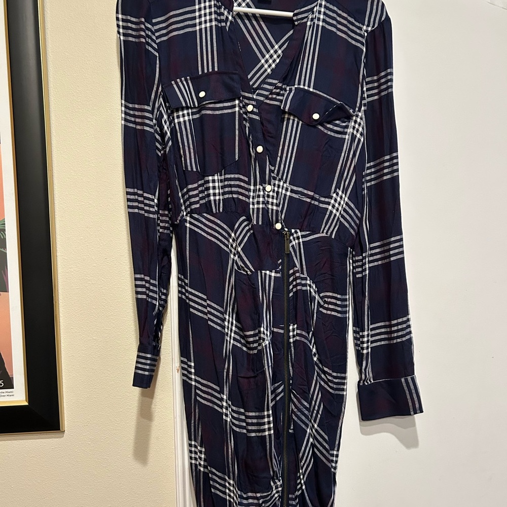 VENUS Navy and White Plaid Long Sleeve Dress